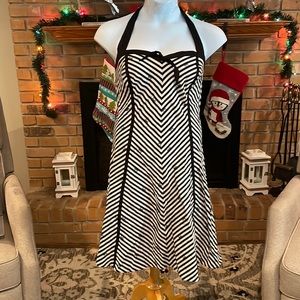 Barbie Halter Black & White Swing Dress Sz 18